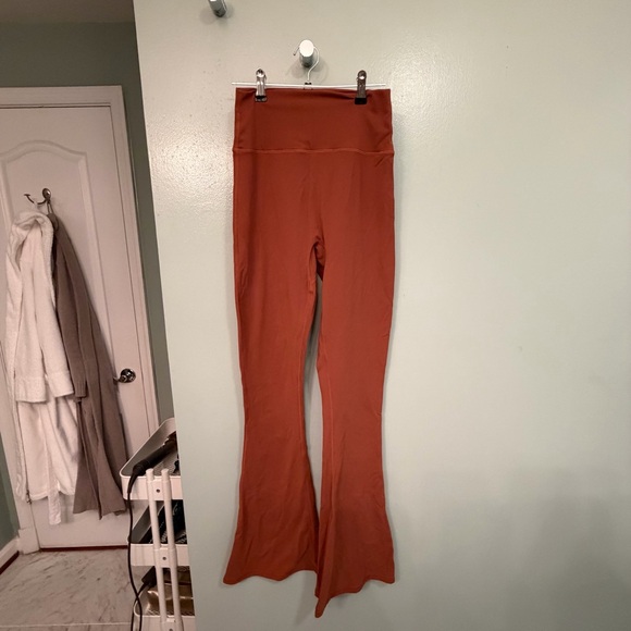 Buffbunny Legacy Flare Leggings in Rust Orange - Picture 2 of 7